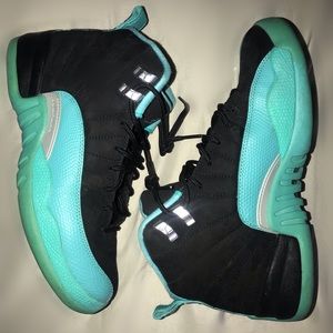 Jordan 12s